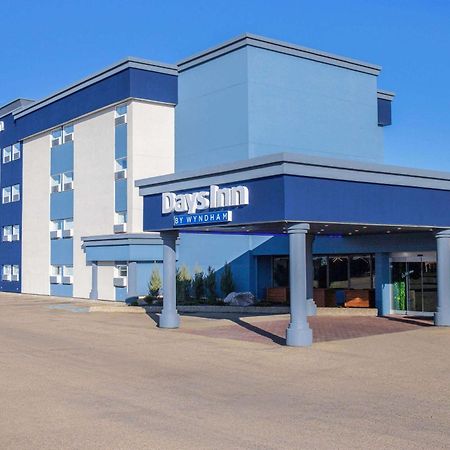 Days Inn & Conference Centre By Wyndham Camrose Norsemen Extérieur photo
